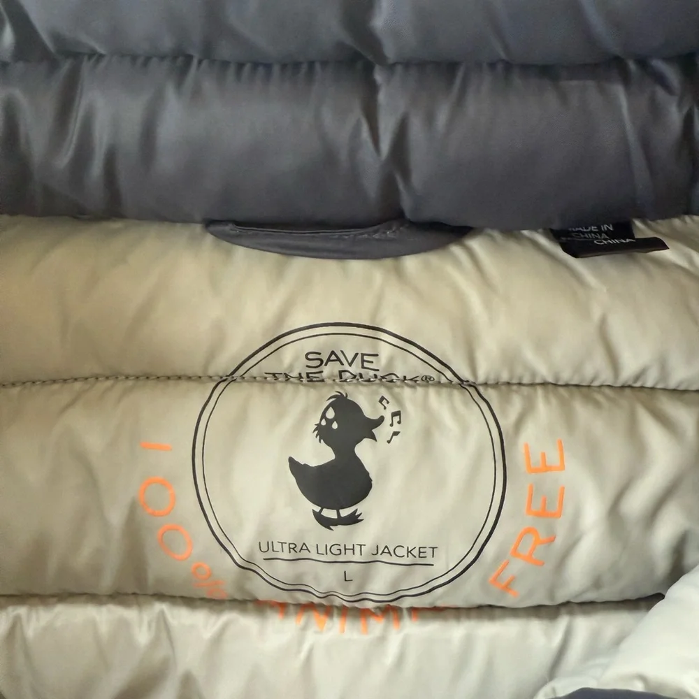 Ultra light navy Save The Duck Vest- Large - Picture 4 of 7